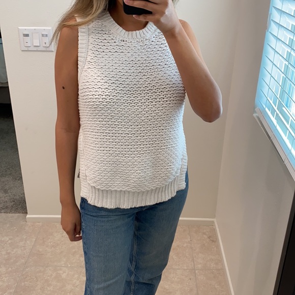 Equipment Sleeveless Sweater - M - Picture 7 of 17